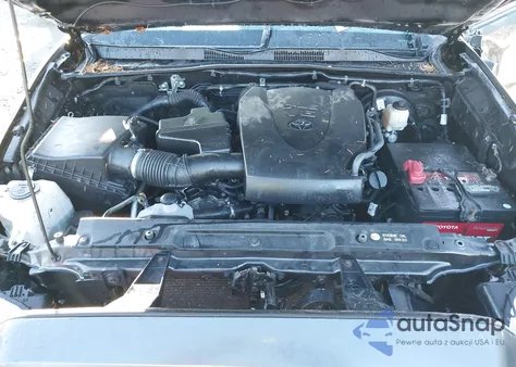 2018 Toyota Tacoma Trd Sport z USA, uszkodzony, nr VIN 3TMCZ5AN0JM151526